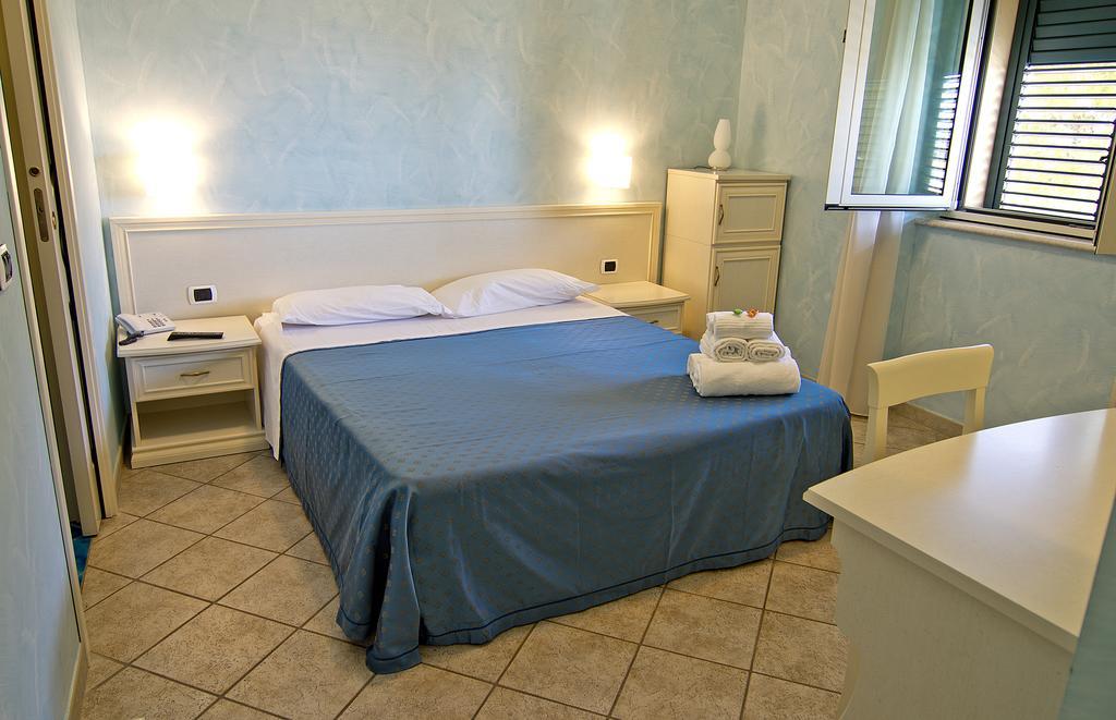 Hotel Capital Cupra Marittima Quarto foto