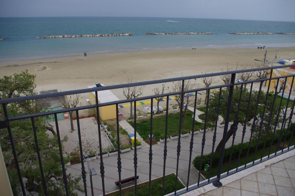 Hotel Capital Cupra Marittima Quarto foto
